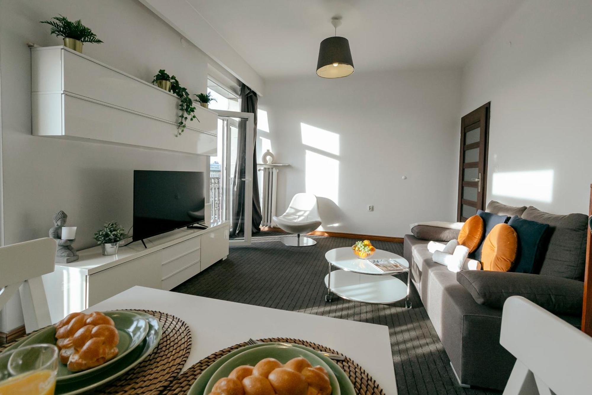 Plac Konstytucji 6 Orange - Apartament Dla 4 Osob - Bezplatny Parking - Free Parking - Piekny Widok Na Panorame Warszawy Varşovia Exterior foto